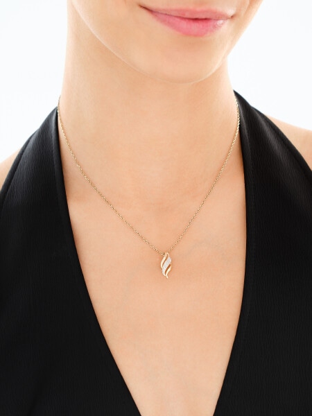 Zawieszka z żółtego złota z diamentami - 0,04 ct - próba 585