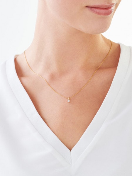 Přívěsek ze žlůtého zlata s diamantem - 0,003 ct - ryzost 585