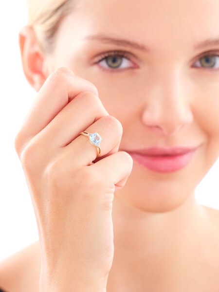 Pierścionek z żółtego złota z diamentami i topazem Sky Blue - próba 585