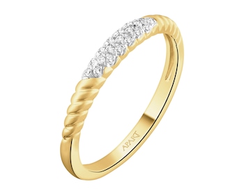 Zlatý prsten s diamanty - 0,06 ct - ryzost 585