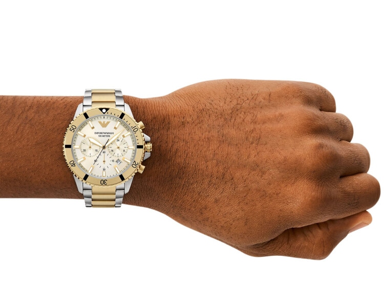 Emporio Armani World Explorer