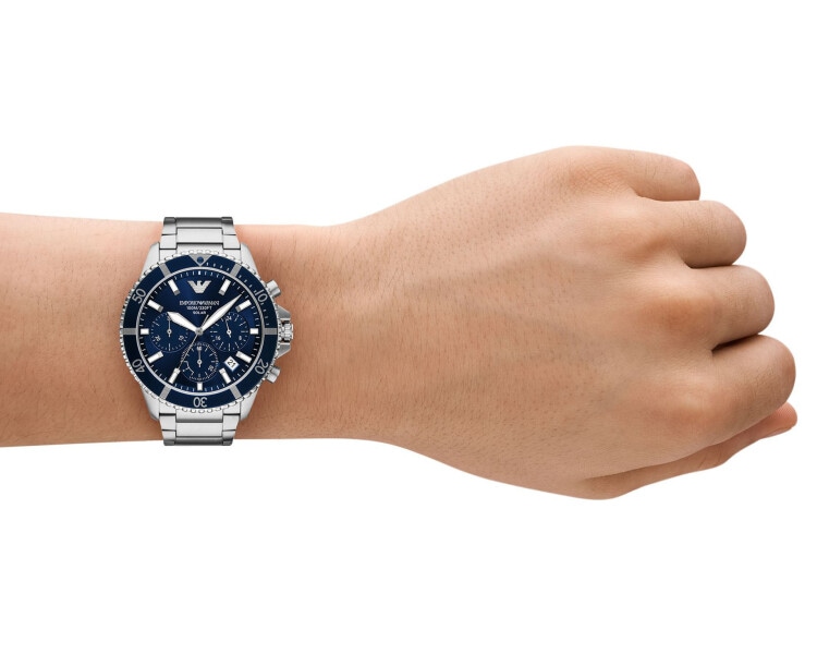 Emporio Armani World Explorer