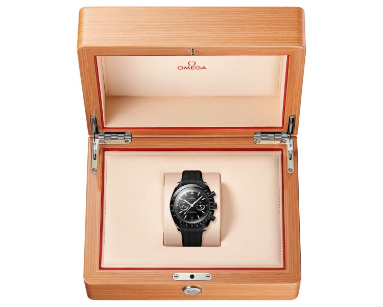 OMEGA Speedmaster Dark Side of the Moon