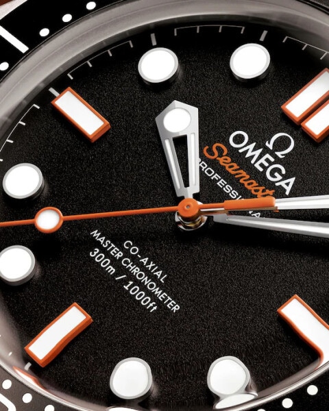 OMEGA Seamaster Diver 300m