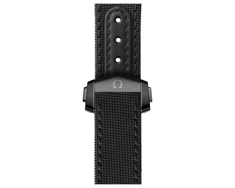 OMEGA Speedmaster Dark Side Of The Moon