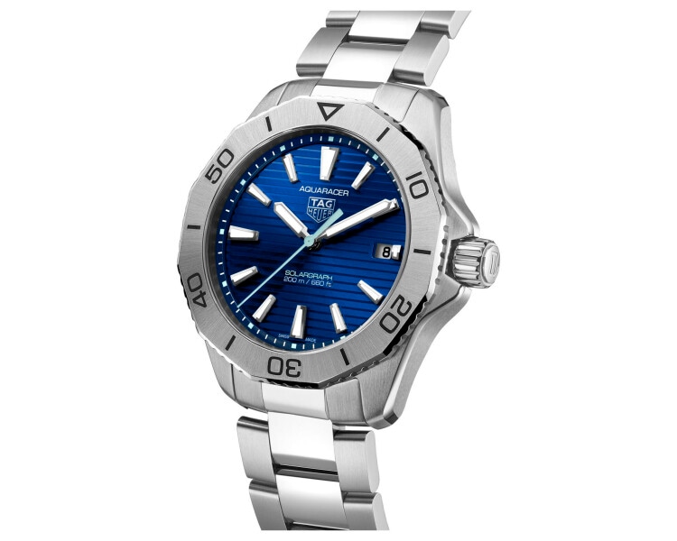 TAG Heuer Aquaracer Professional 200 Solargraph