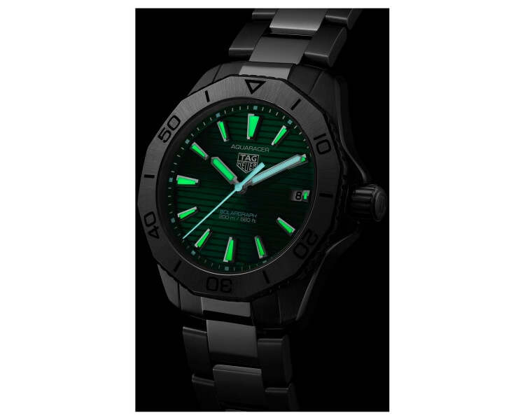 TAG Heuer Aquaracer Professional 200 Solargraph