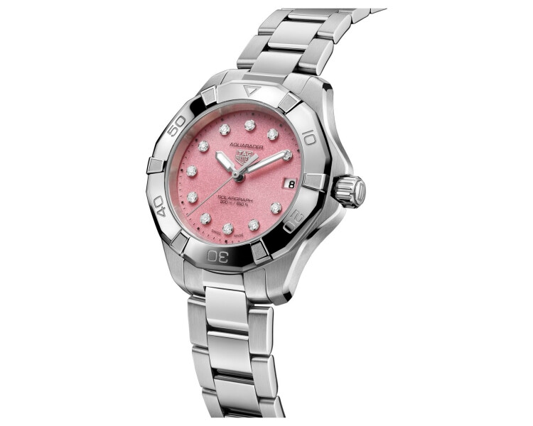 TAG Heuer Aquaracer Professional 200 Solargraph