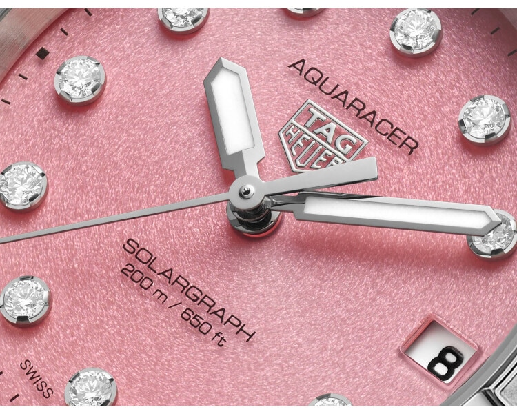 TAG Heuer Aquaracer Professional 200 Solargraph