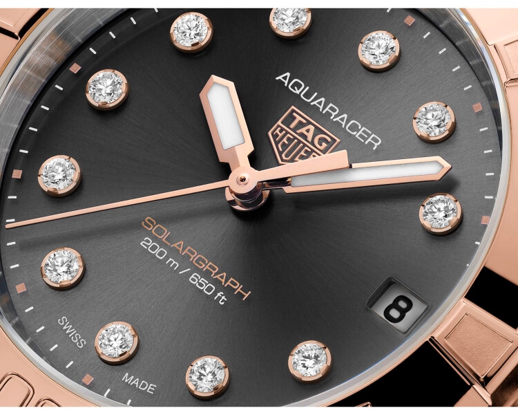 TAG Heuer Aquaracer Professional 200 Solargraph