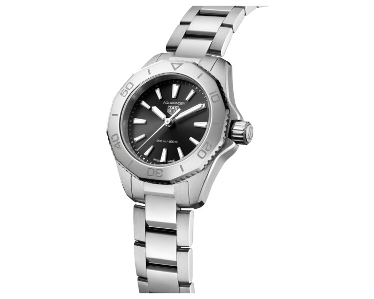 TAG Heuer Aquaracer Professional 200