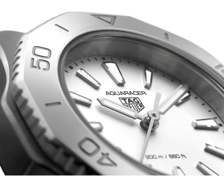 TAG Heuer Aquaracer Professional 201