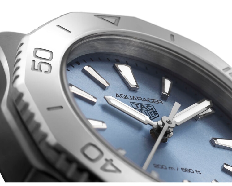 TAG Heuer Aquaracer Professional 202