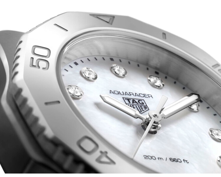 TAG Heuer Aquaracer Professional 202