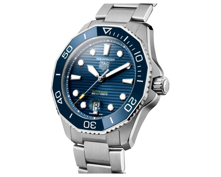 TAG Heuer Aquaracer Professional 300 Date