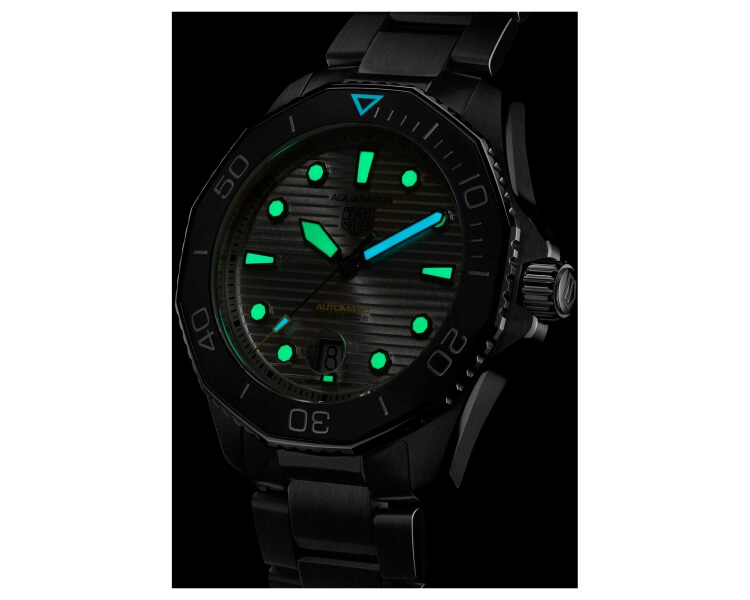 TAG Heuer Aquaracer Professional 300 Date