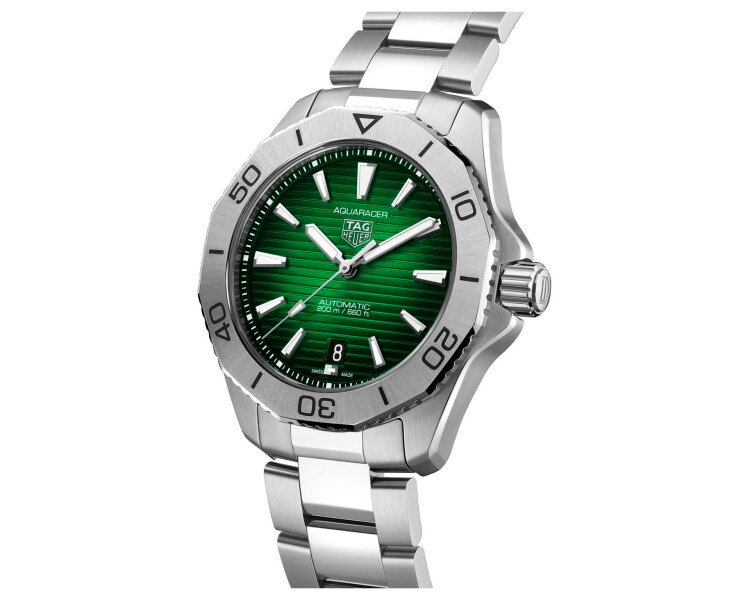 TAG Heuer Aquaracer Professional 200 Data