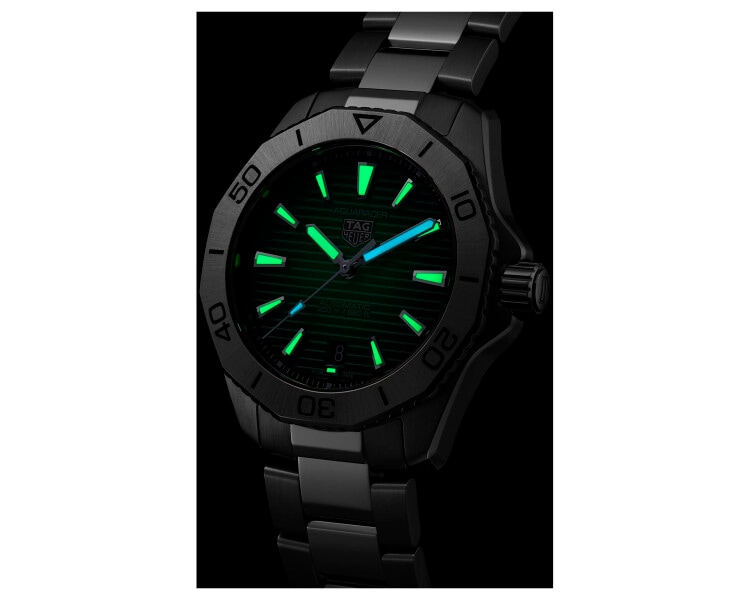 TAG Heuer Aquaracer Professional 200 Data