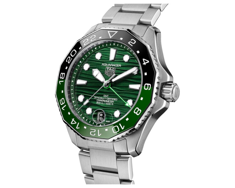 TAG Heuer Aquaracer Professional 300 GMT