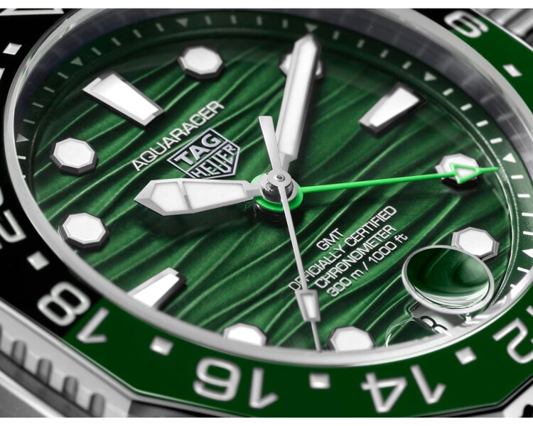 TAG Heuer Aquaracer Professional 300 GMT