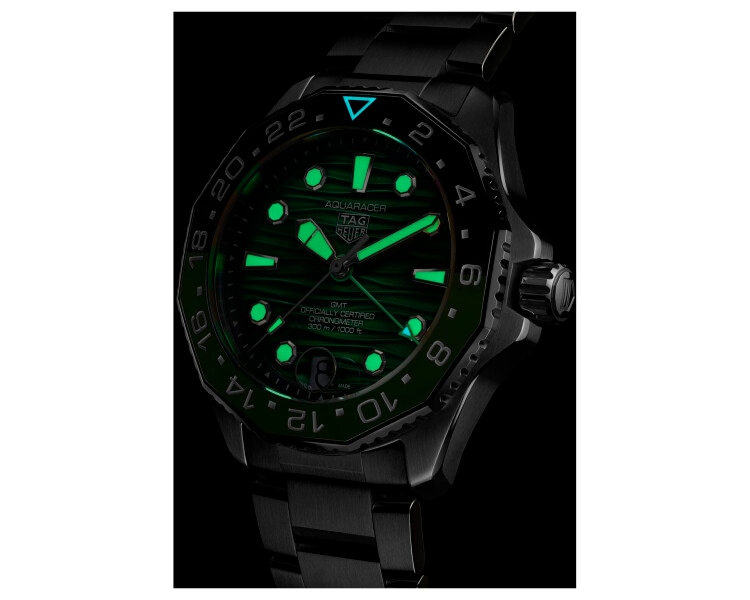 TAG Heuer Aquaracer Professional 300 GMT