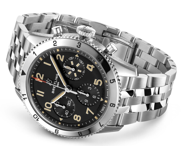 Breitling Classic Avi Chronograph 42 P-51 Mustang