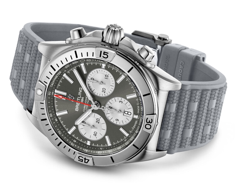 Breitling Chronomat B01 42mm