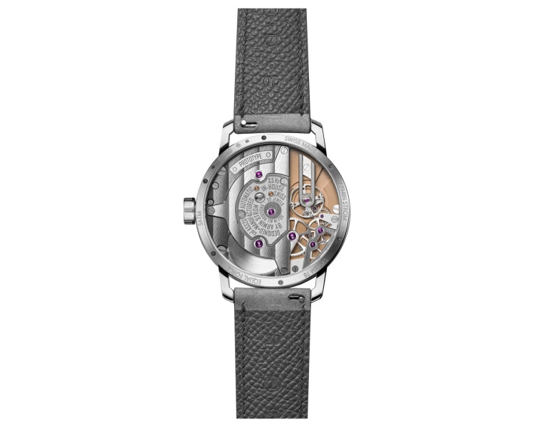 Armin Strom Gravity Equal Force Ultimate Sapphire Salmon
