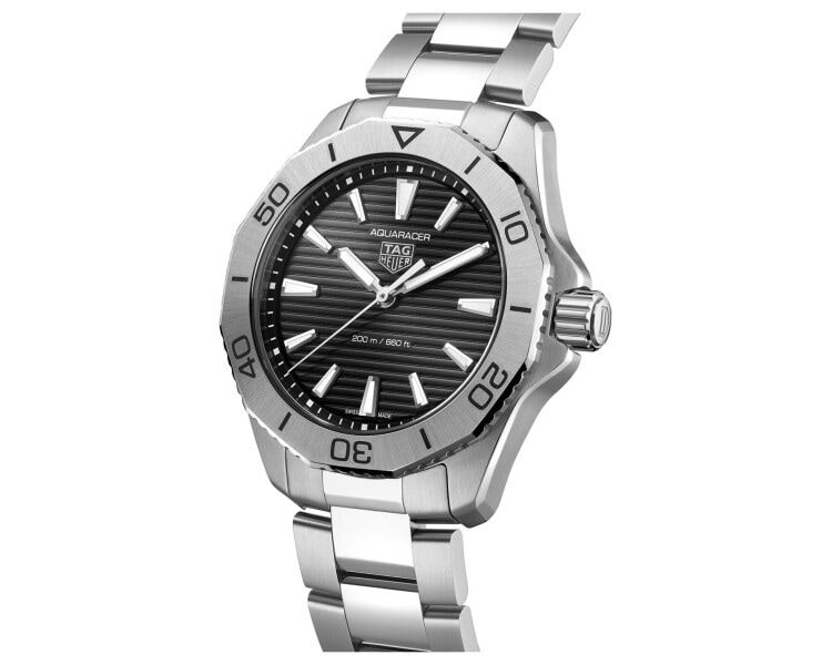TAG Heuer Aquaracer Professional 200 Date