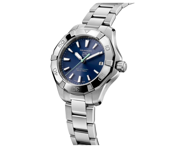 TAG Heuer Aquaracer Professional 200 Solargraph