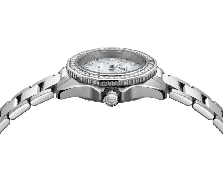 TAG Heuer Aquaracer Professional 200