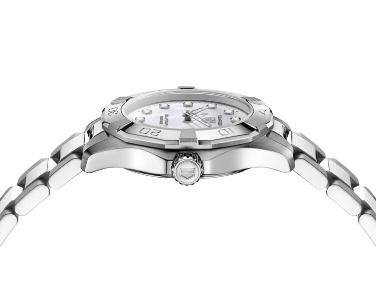 TAG Heuer Aquaracer Professional 100 Solargraph